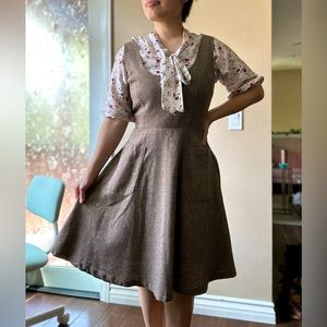 Brown pinafore dress with pockets